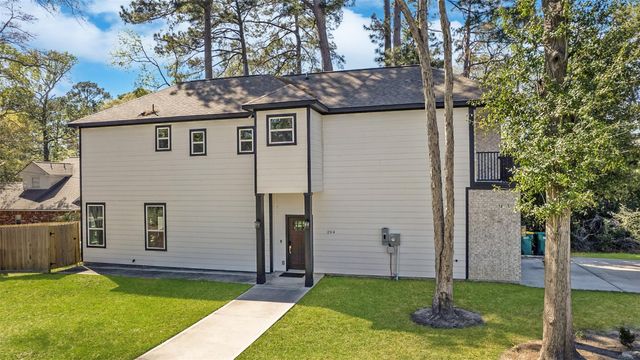 294 Apple Valley, Conroe, TX 77304