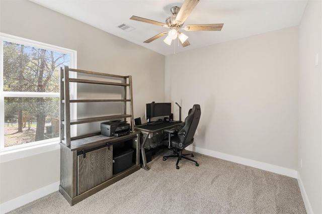 294 Apple Valley, Conroe, TX 77304