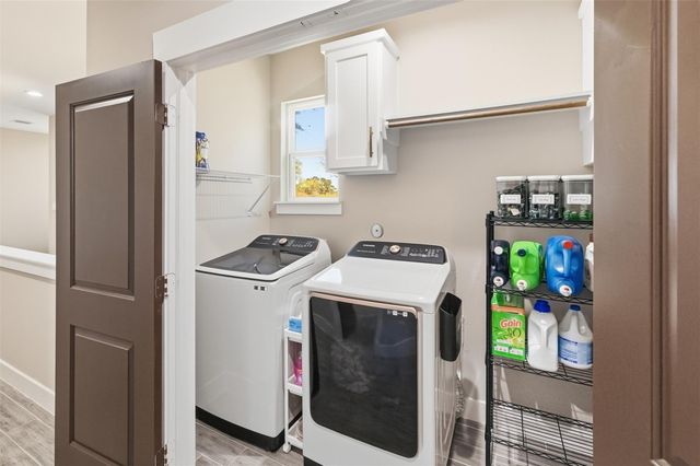 294 Apple Valley, Conroe, TX 77304