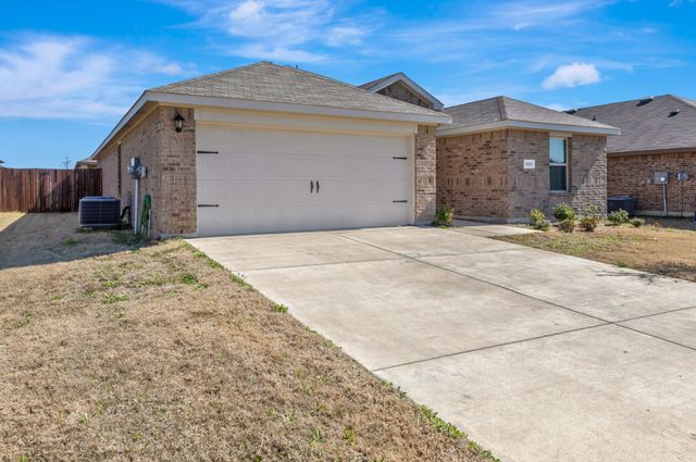 15121 Ace Drive, Dallas, TX 75253