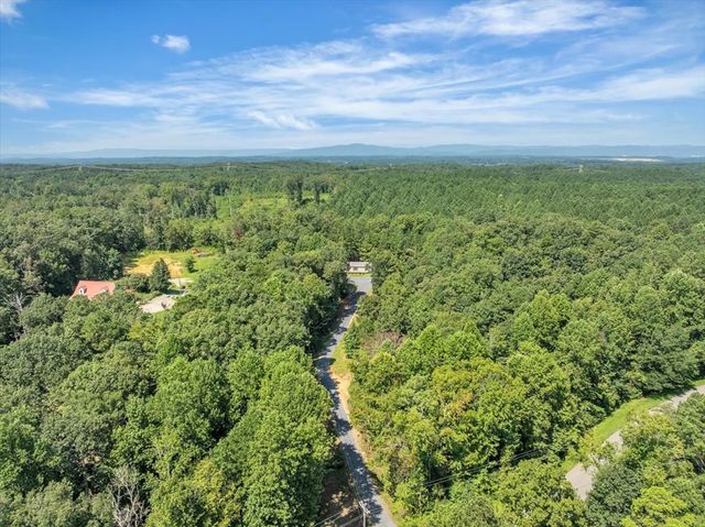 827 Brackett Ridge Road, Chatsworth, GA 30705