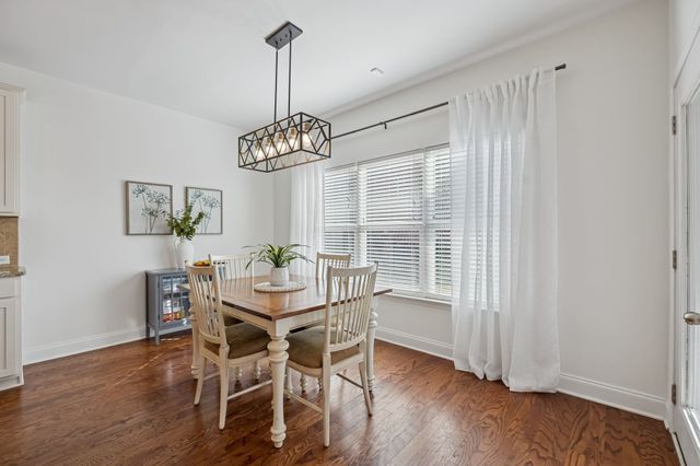 8056 Warren Dr, Nolensville, TN 37135