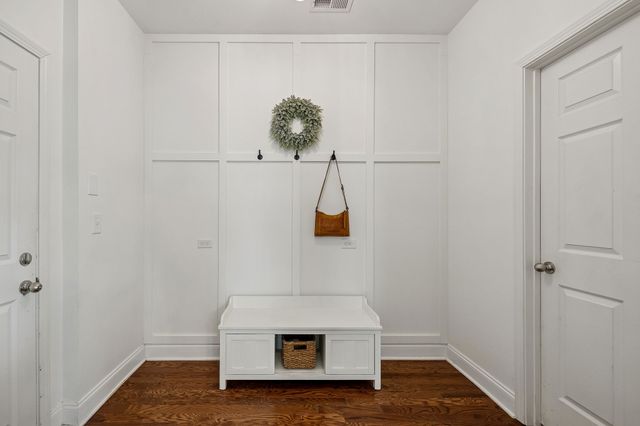 8056 Warren Dr, Nolensville, TN 37135