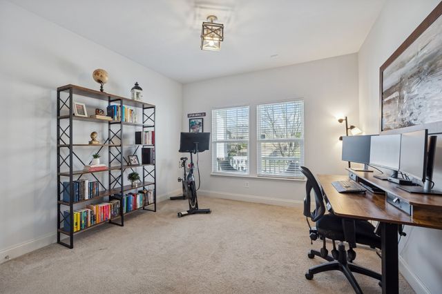 8056 Warren Dr, Nolensville, TN 37135