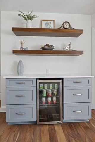 8056 Warren Dr, Nolensville, TN 37135