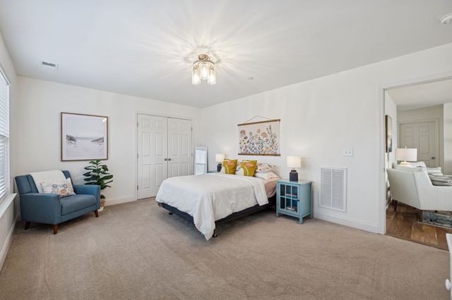 8056 Warren Dr, Nolensville, TN 37135