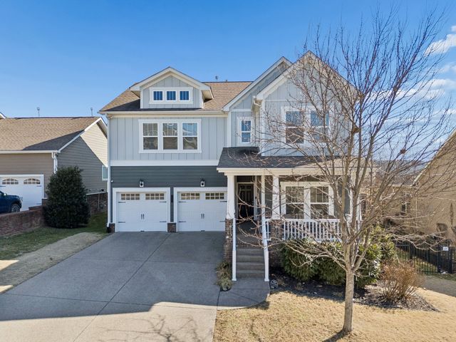 8056 Warren Dr, Nolensville, TN 37135