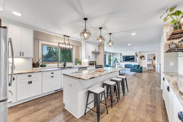 1259 HARBOR LIGHTS ROAD, Suamico, WI 54173
