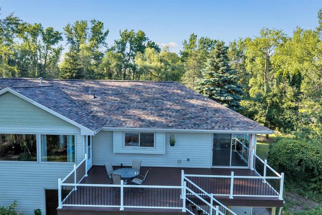 1259 HARBOR LIGHTS ROAD, Suamico, WI 54173