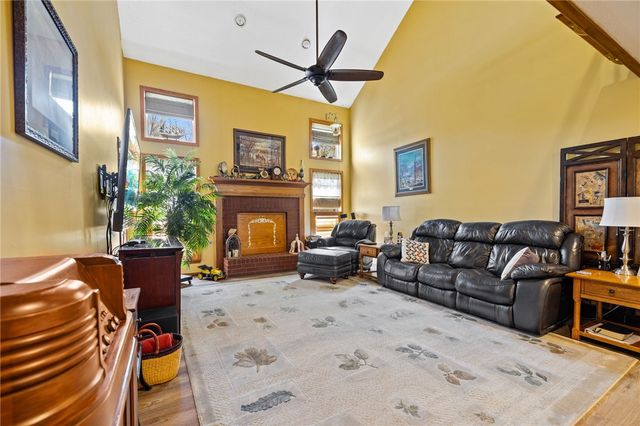 2801 Westlake Drive, Lavaca, AR 72941