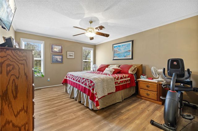 2801 Westlake Drive, Lavaca, AR 72941