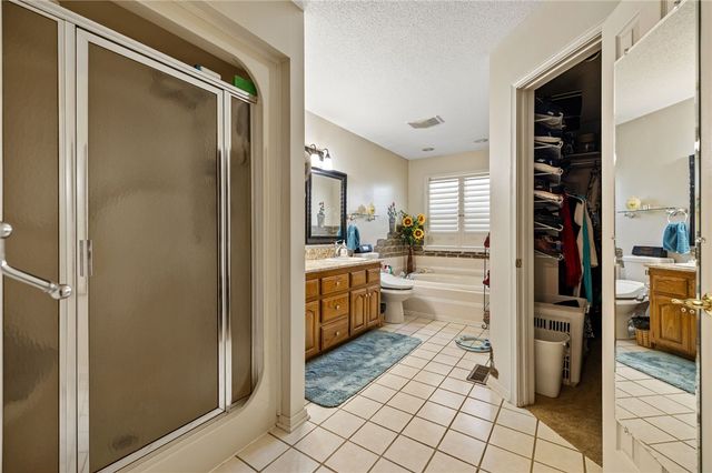 2801 Westlake Drive, Lavaca, AR 72941