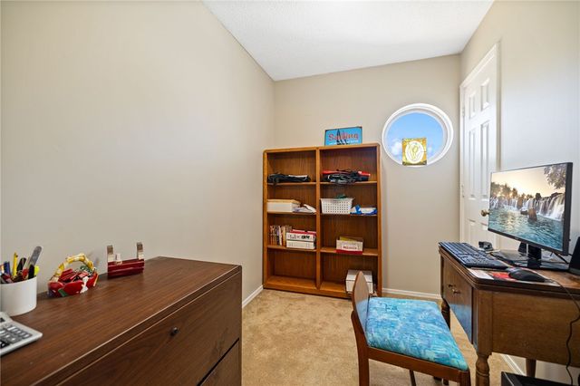 2801 Westlake Drive, Lavaca, AR 72941