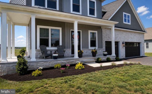 1584 HARRISBURG AVE, Mount Joy, PA 17552