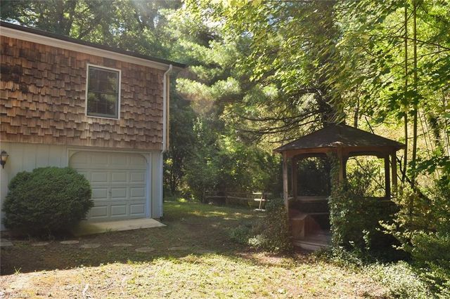 2575 Country Club Road, Wilkesboro, NC 28697