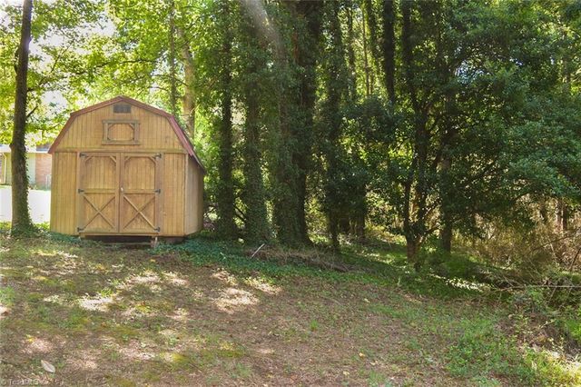 2575 Country Club Road, Wilkesboro, NC 28697