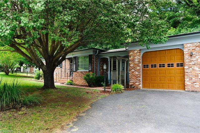 2575 Country Club Road, Wilkesboro, NC 28697