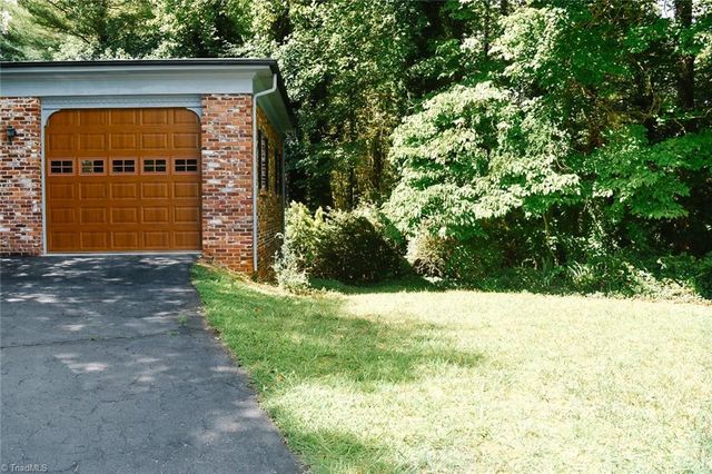 2575 Country Club Road, Wilkesboro, NC 28697