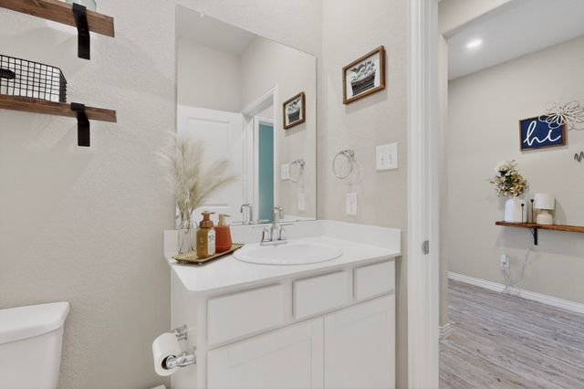 9537 Abington Avenue, Fort Worth, TX 76131