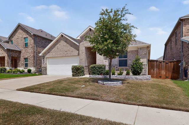 9537 Abington Avenue, Fort Worth, TX 76131