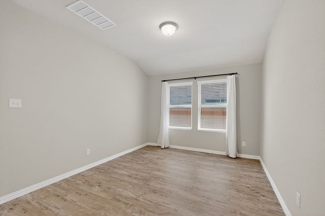 9537 Abington Avenue, Fort Worth, TX 76131