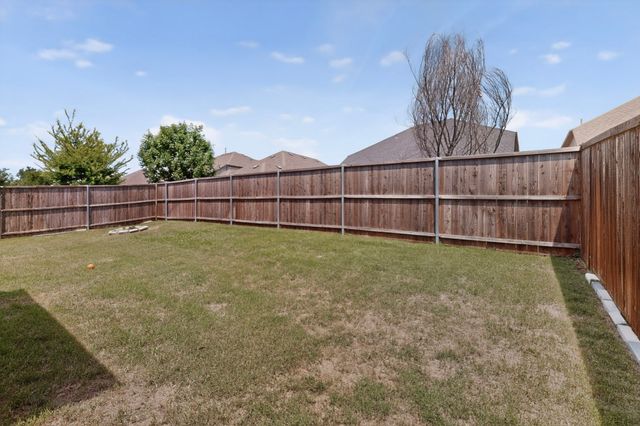 9537 Abington Avenue, Fort Worth, TX 76131