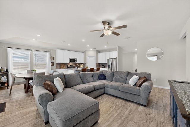 9537 Abington Avenue, Fort Worth, TX 76131