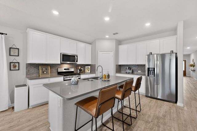 9537 Abington Avenue, Fort Worth, TX 76131