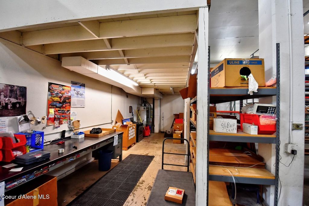 900 Kootenai Cutoff Rd, Ponderay, ID 83852 photo 11