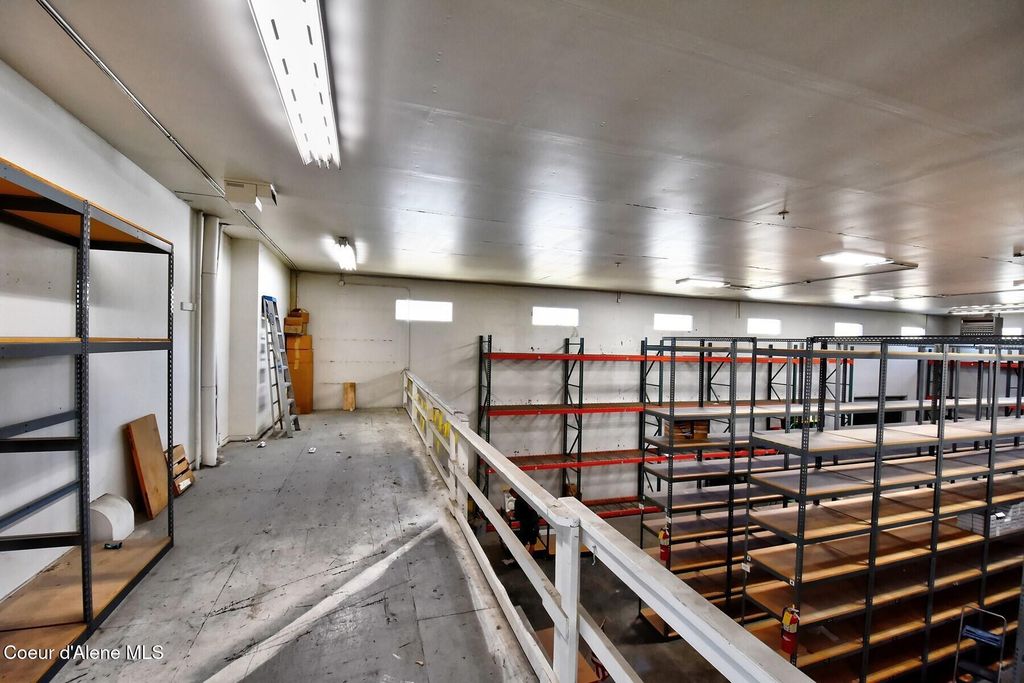 900 Kootenai Cutoff Rd, Ponderay, ID 83852 photo 14