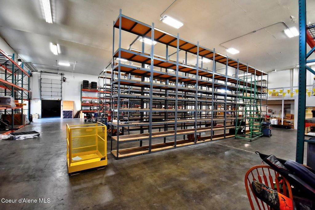 900 Kootenai Cutoff Rd, Ponderay, ID 83852 photo 16