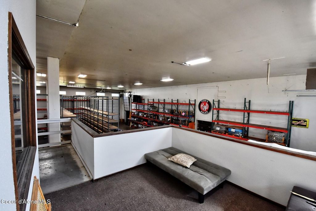 900 Kootenai Cutoff Rd, Ponderay, ID 83852 photo 23