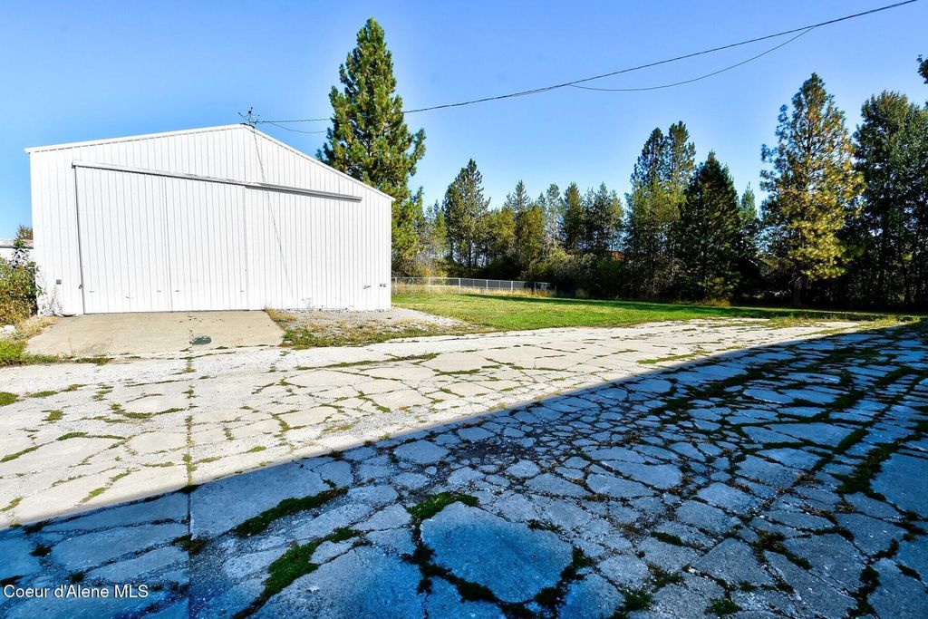 900 Kootenai Cutoff Rd, Ponderay, ID 83852 photo 26