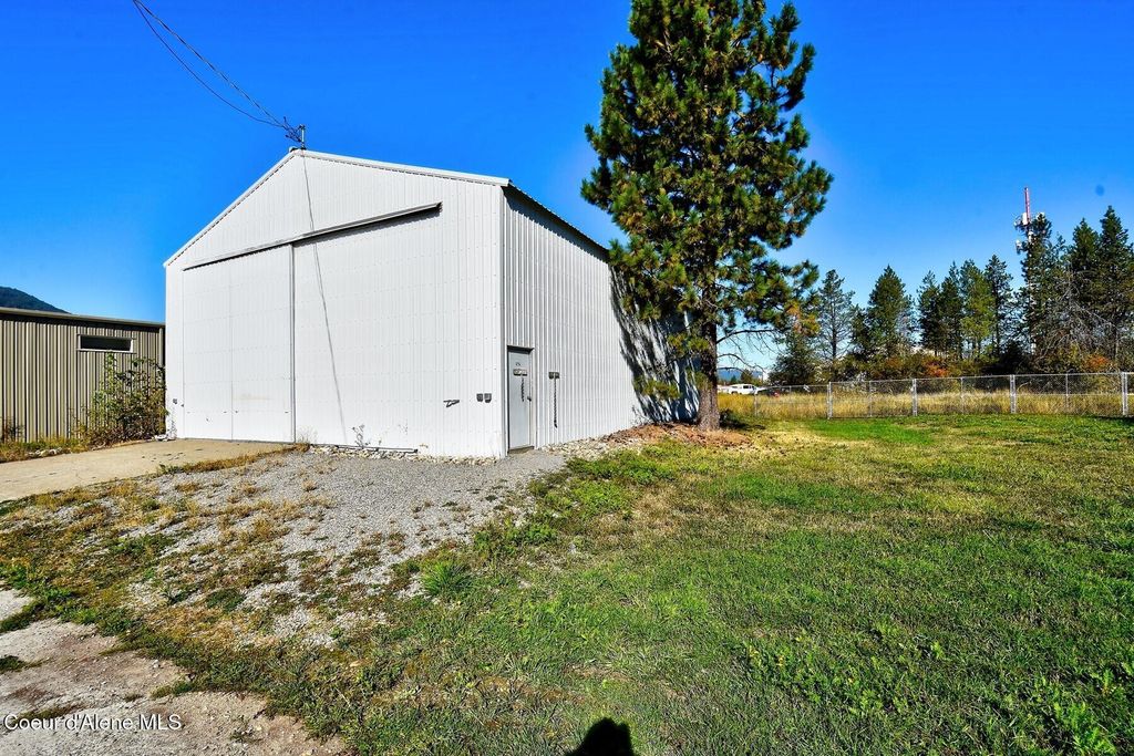 900 Kootenai Cutoff Rd, Ponderay, ID 83852 photo 27