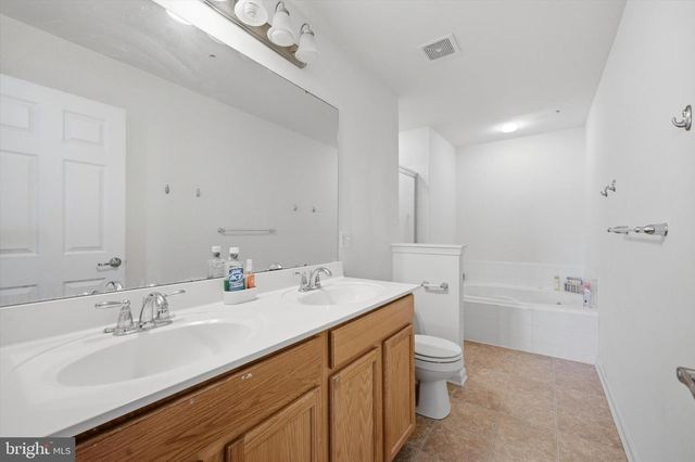 130 FAWN DR, Gilbertsville, PA 19525