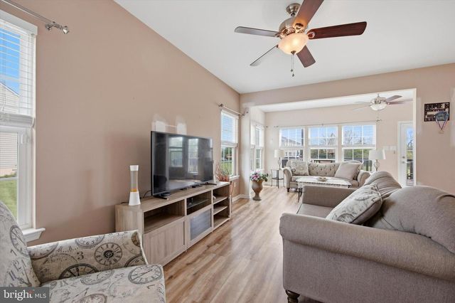 130 FAWN DR, Gilbertsville, PA 19525