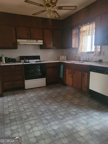 7977 Flanders Court, Jonesboro, GA 30238