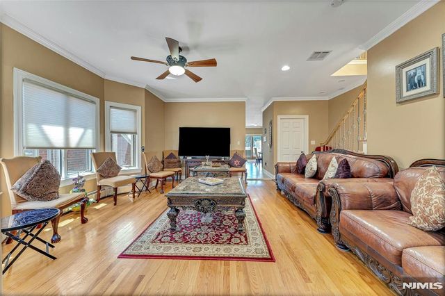 4 8th Street A, Fairview, NJ 07022