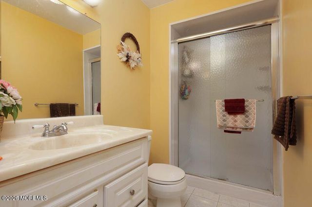 19 Alexandria Drive, Manalapan, NJ 07726