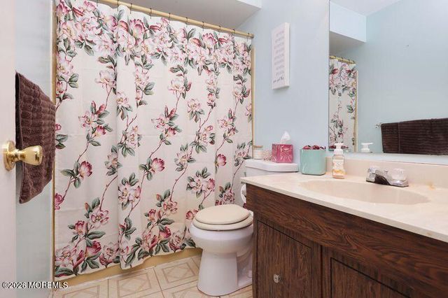 19 Alexandria Drive, Manalapan, NJ 07726