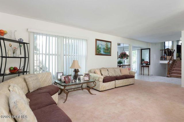 19 Alexandria Drive, Manalapan, NJ 07726
