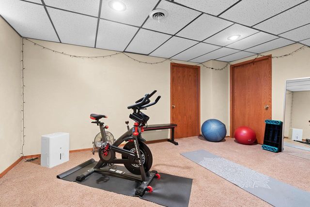 1009 E NORTHWOOD DRIVE, Appleton, WI 54911