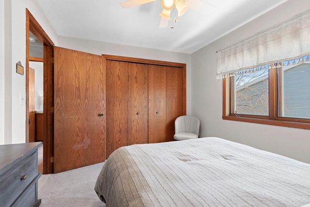 1009 E NORTHWOOD DRIVE, Appleton, WI 54911