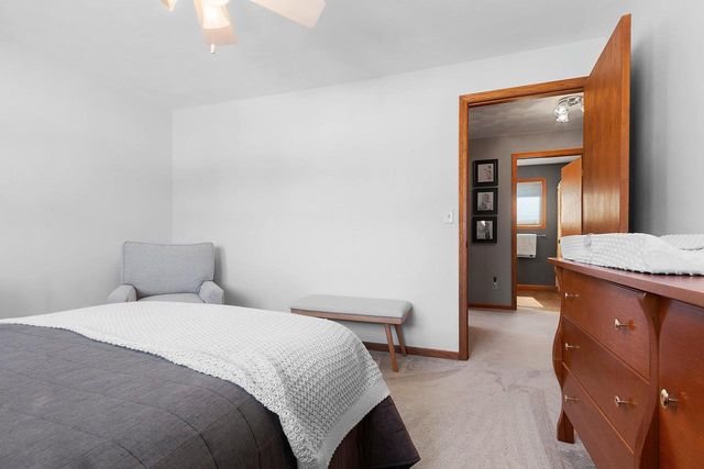 1009 E NORTHWOOD DRIVE, Appleton, WI 54911