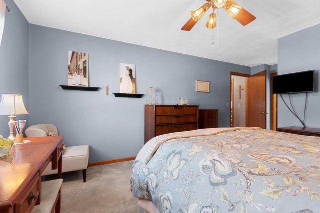 1009 E NORTHWOOD DRIVE, Appleton, WI 54911