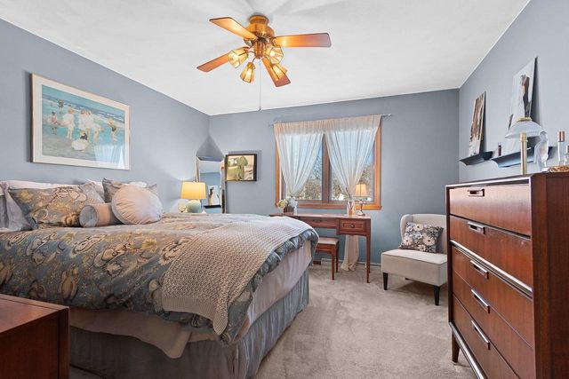 1009 E NORTHWOOD DRIVE, Appleton, WI 54911