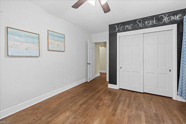 4104 Thalia DR, Virginia Beach, VA 23452