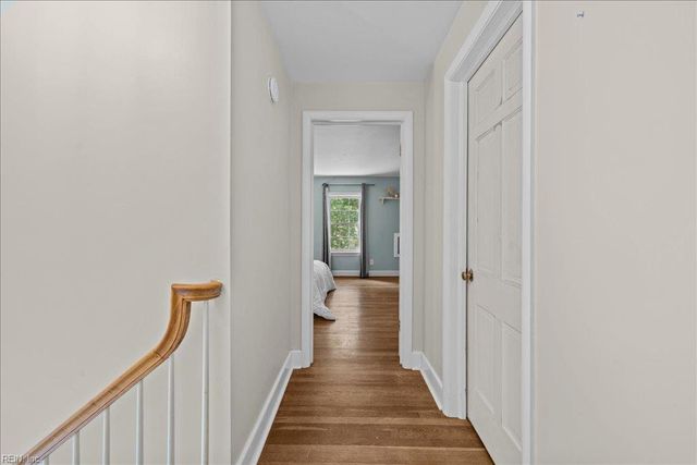 4104 Thalia DR, Virginia Beach, VA 23452