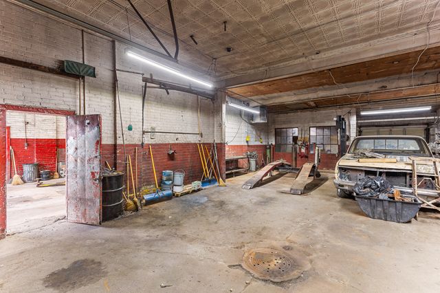 13140 Dexter Avenue, Detroit City, MI 48238