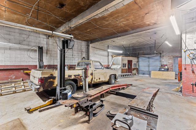 13140 Dexter Avenue, Detroit City, MI 48238